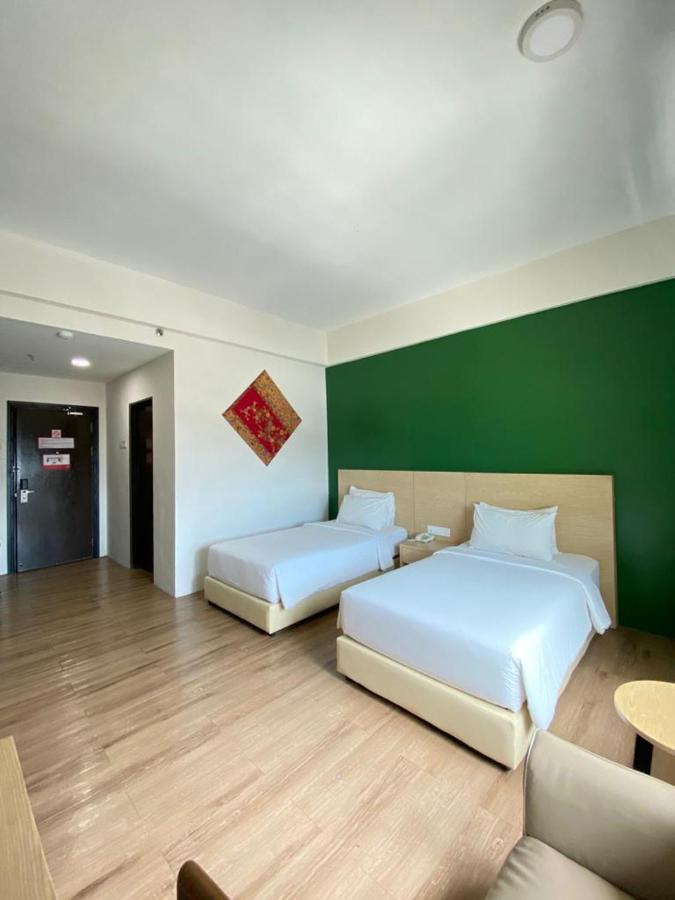 Summit Signature Hotel Batu Pahat Ngoại thất bức ảnh