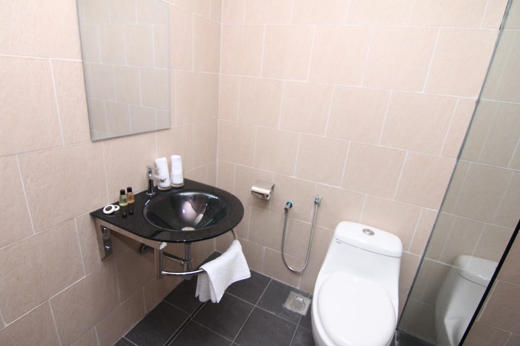 Summit Signature Hotel Batu Pahat Ngoại thất bức ảnh