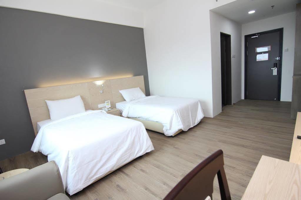Summit Signature Hotel Batu Pahat Ngoại thất bức ảnh